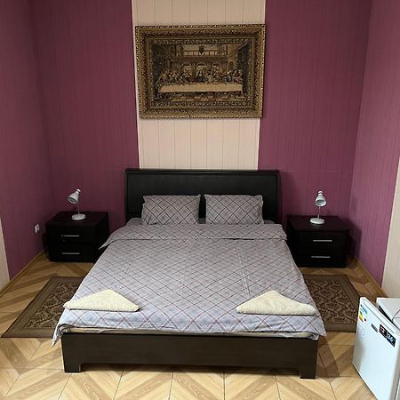 Mini Hotel Leon Lalovo Exteriör bild